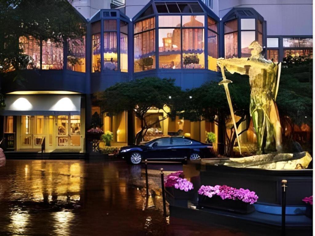 Hotel The Windsor Court New Orleans Esterno foto