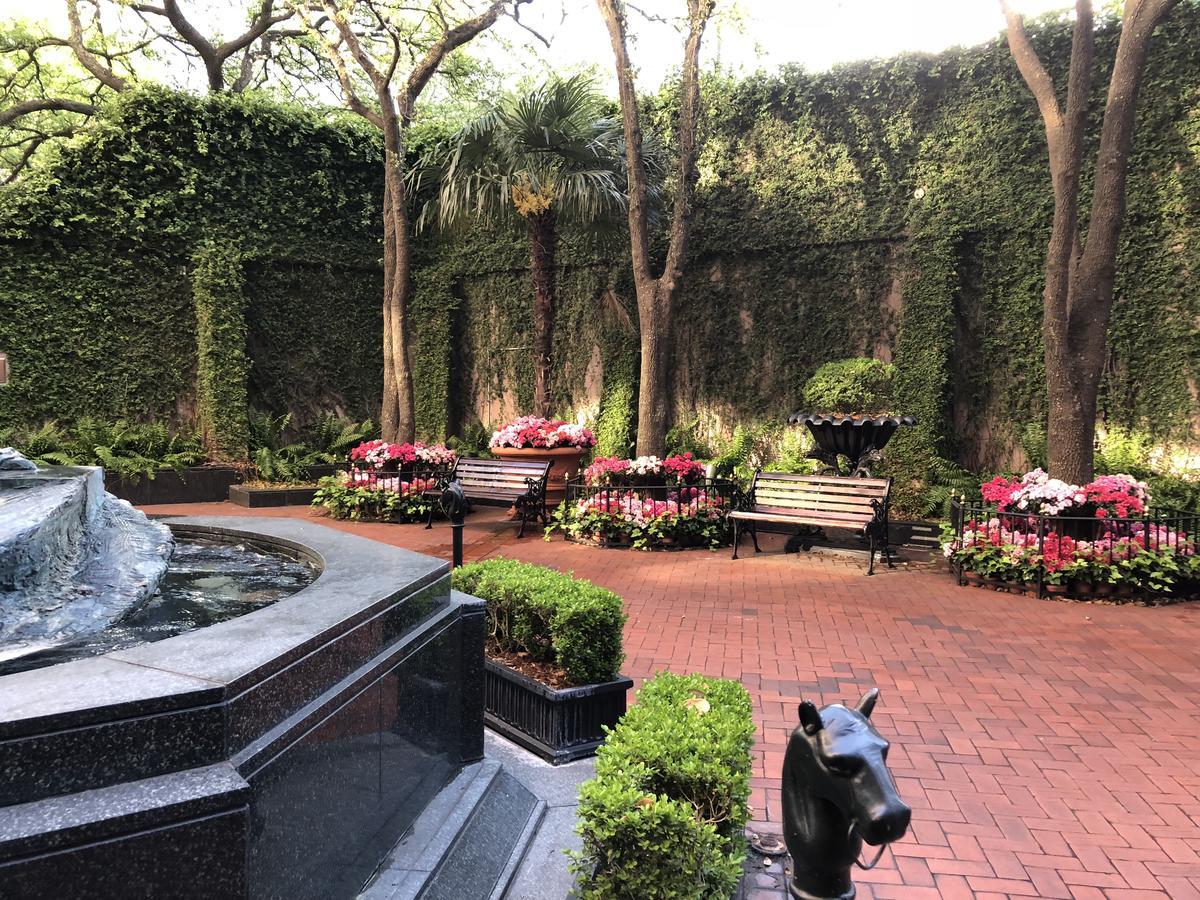 Hotel The Windsor Court New Orleans Esterno foto